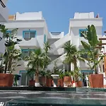 ホテル Casa De Nova グムベット