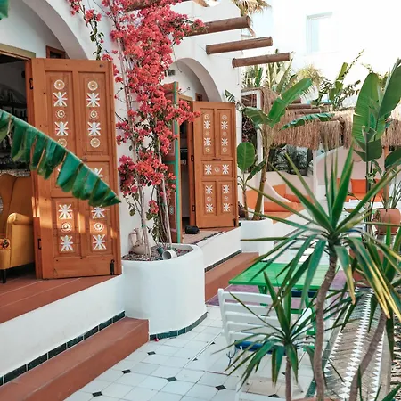 Hotel Casa De Nova *